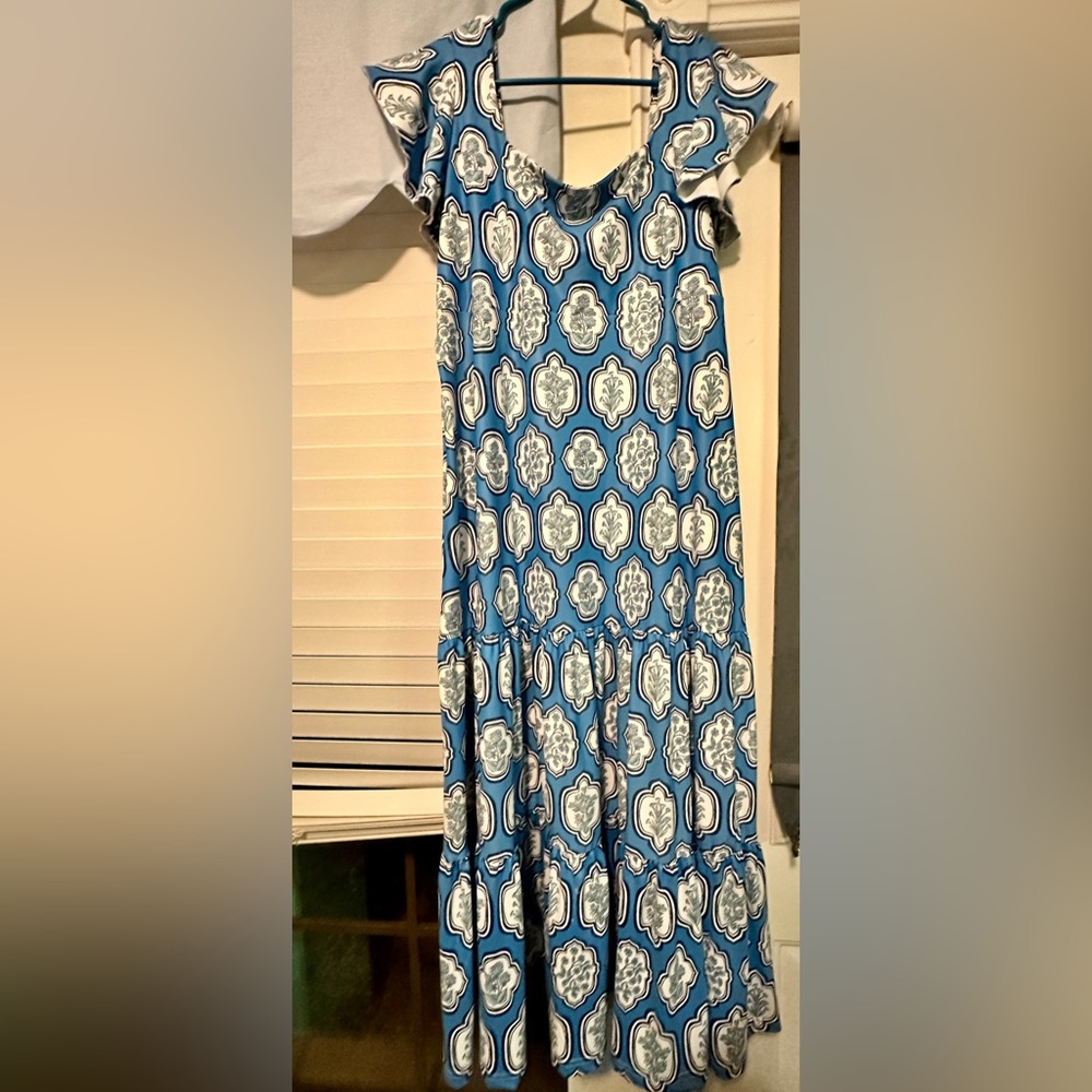 Smith and Quinn dress NWT Agua Bendita inspired print